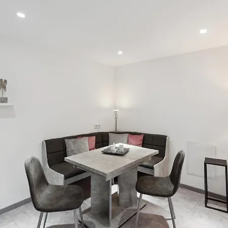 Fuer 2 Personen Gemuetlicher Urlaub Barrierefrei Fewo2 * Nieheim